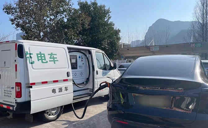 北京汽车搭电